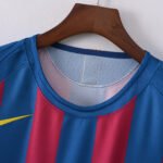 Barcelona Home Champions Final Long Sleeve Retro Jersey 2005/06 - Image 3