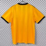 Wolverhampton Home Retro Jersey 1986/88 - Image 2