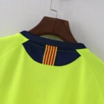 Barcelona Away Retro Jersey 2005/06 - Image 4