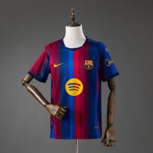 Camisa de jogo em casa do Barcelona 26/27