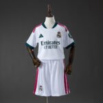 Tenue enfant Real Madrid (domicile) 26/27